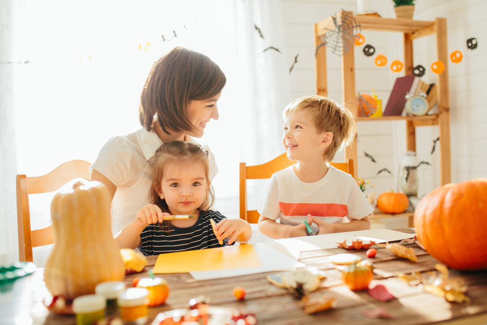 自宅でハロウィンを満喫！子供と一緒に楽しむコツ＆おすすめグッズを紹介のアイキャッチ