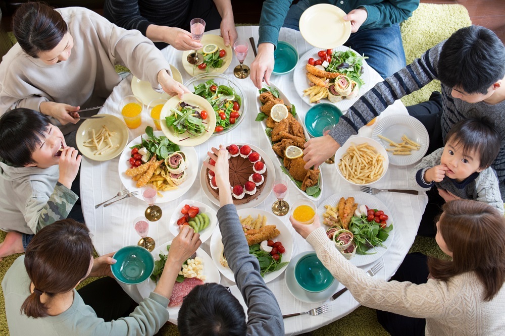 目指せ、ホームパーティの達人！喜ばれる鉄板料理は？みんなのパーティ技教えて！のアイキャッチ